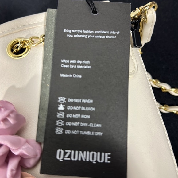 Purse - Picture 5 of 5